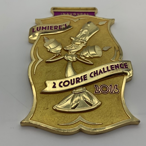 RARE Disney Beauty & The Beast Lumiere's Inaugural 2 Course Challenge 2016 Medal - Picture 2 of 13